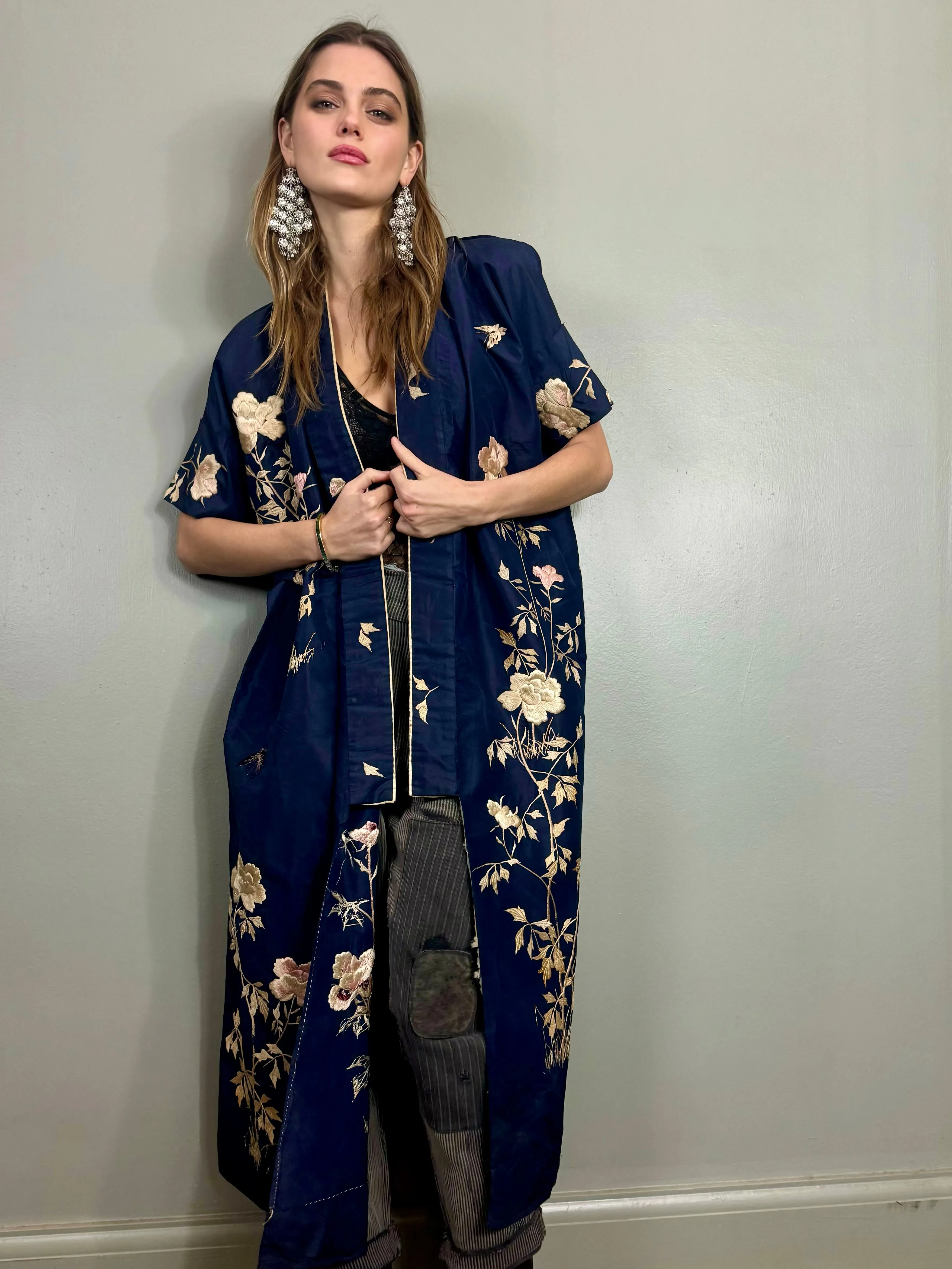 Astoria, 40s silk embroidered robe