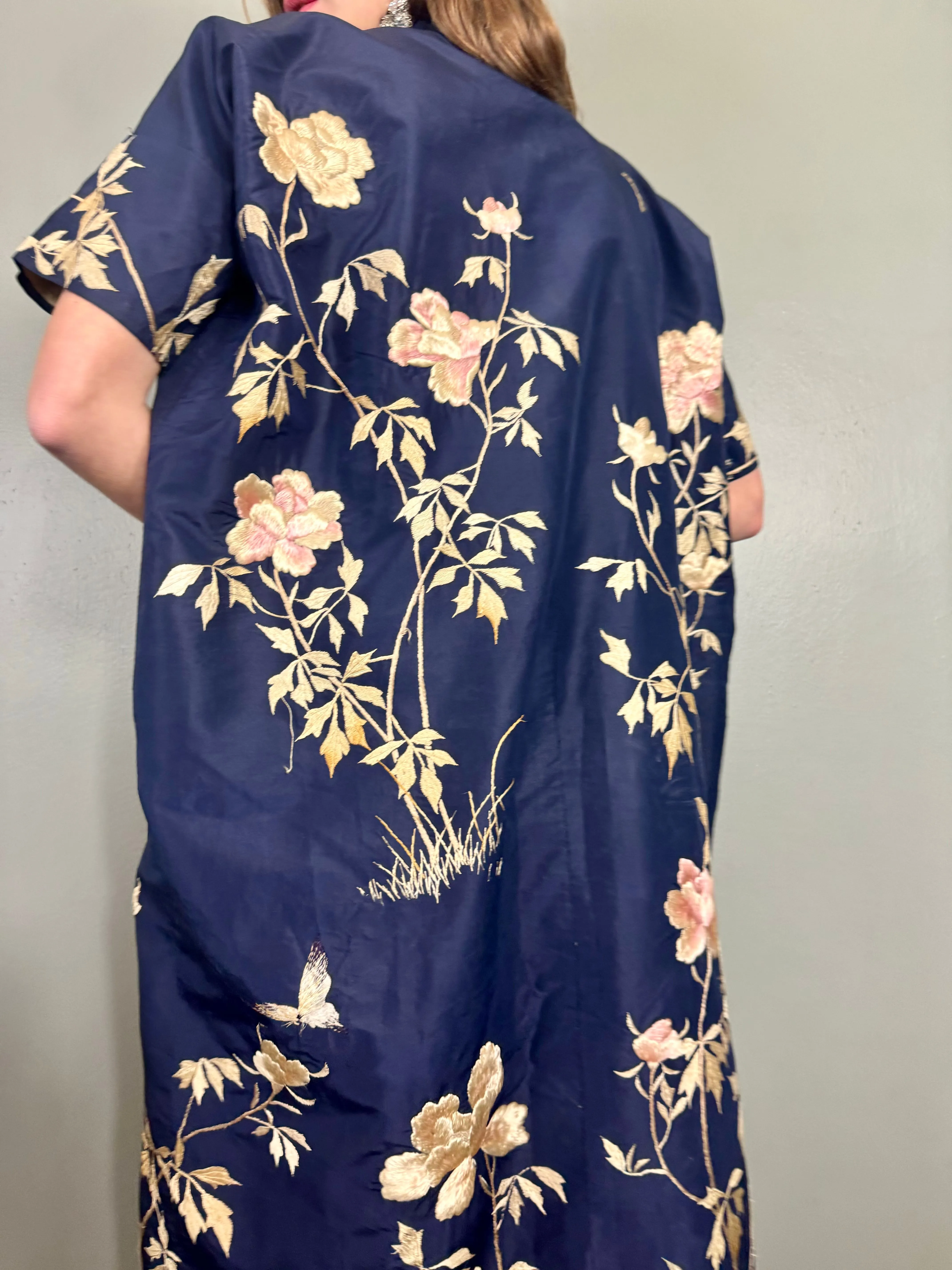 Astoria, 40s silk embroidered robe
