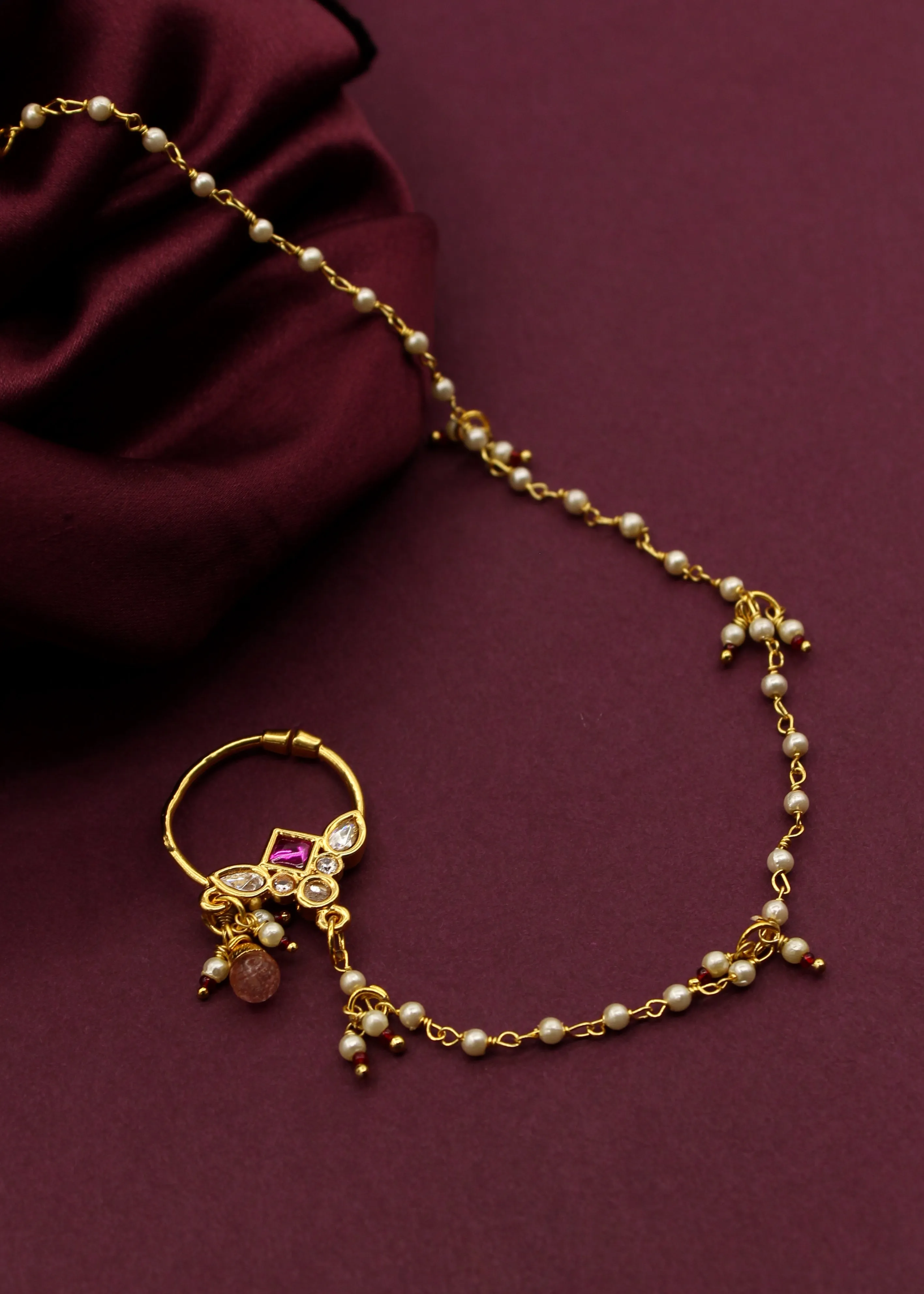 CHARMING DESIGNER NOSE RING