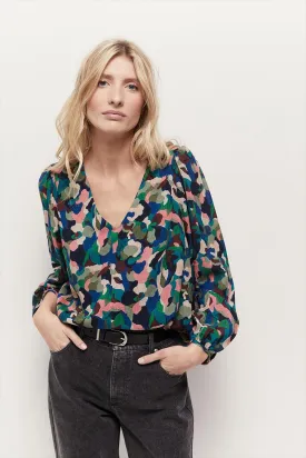 CORTES - Blouse indigo à imprimé camouflage