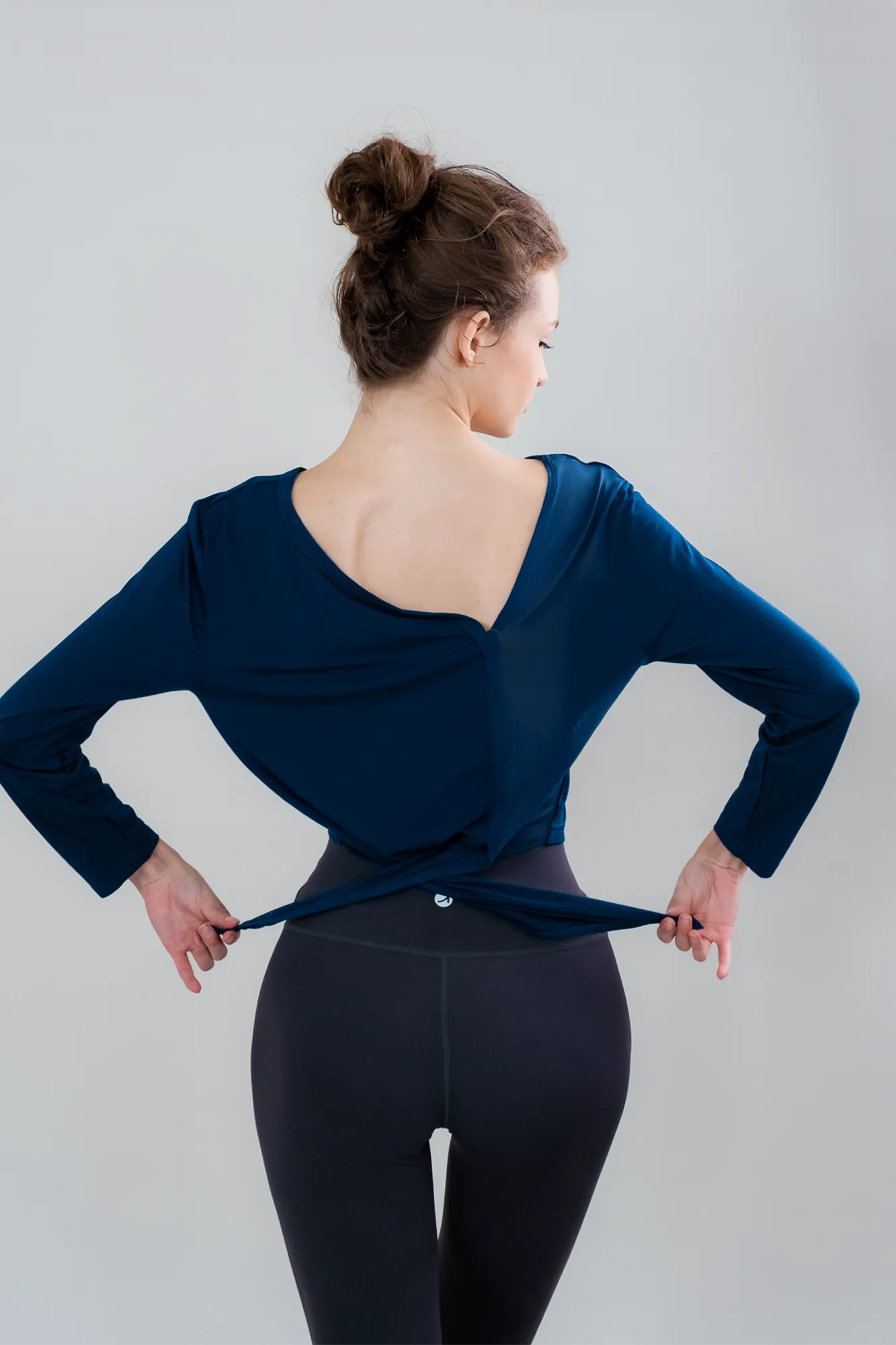 DualStyle Split-Back Mesh Top