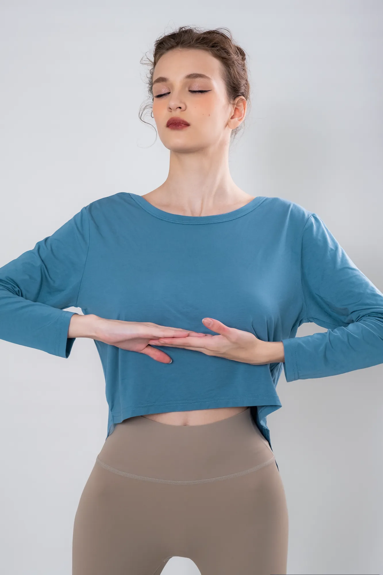 DualStyle Split-Back Mesh Top