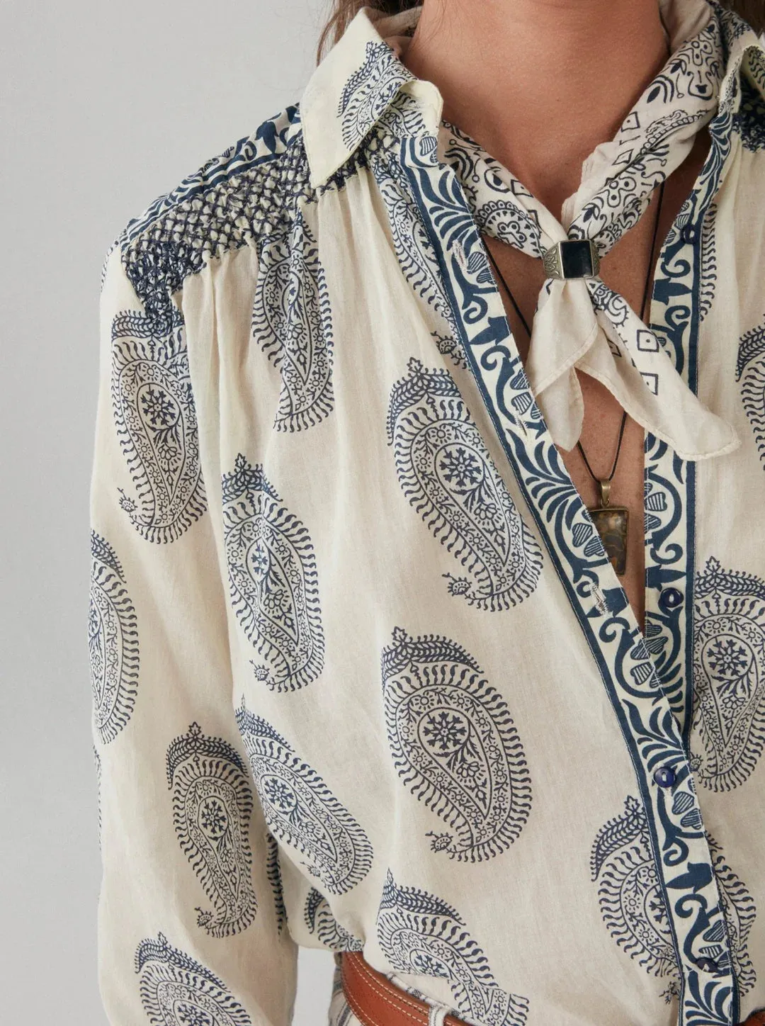 Maison Hotel Super Soft Mirissa Atlántico Bob Blouse - ByAdushka